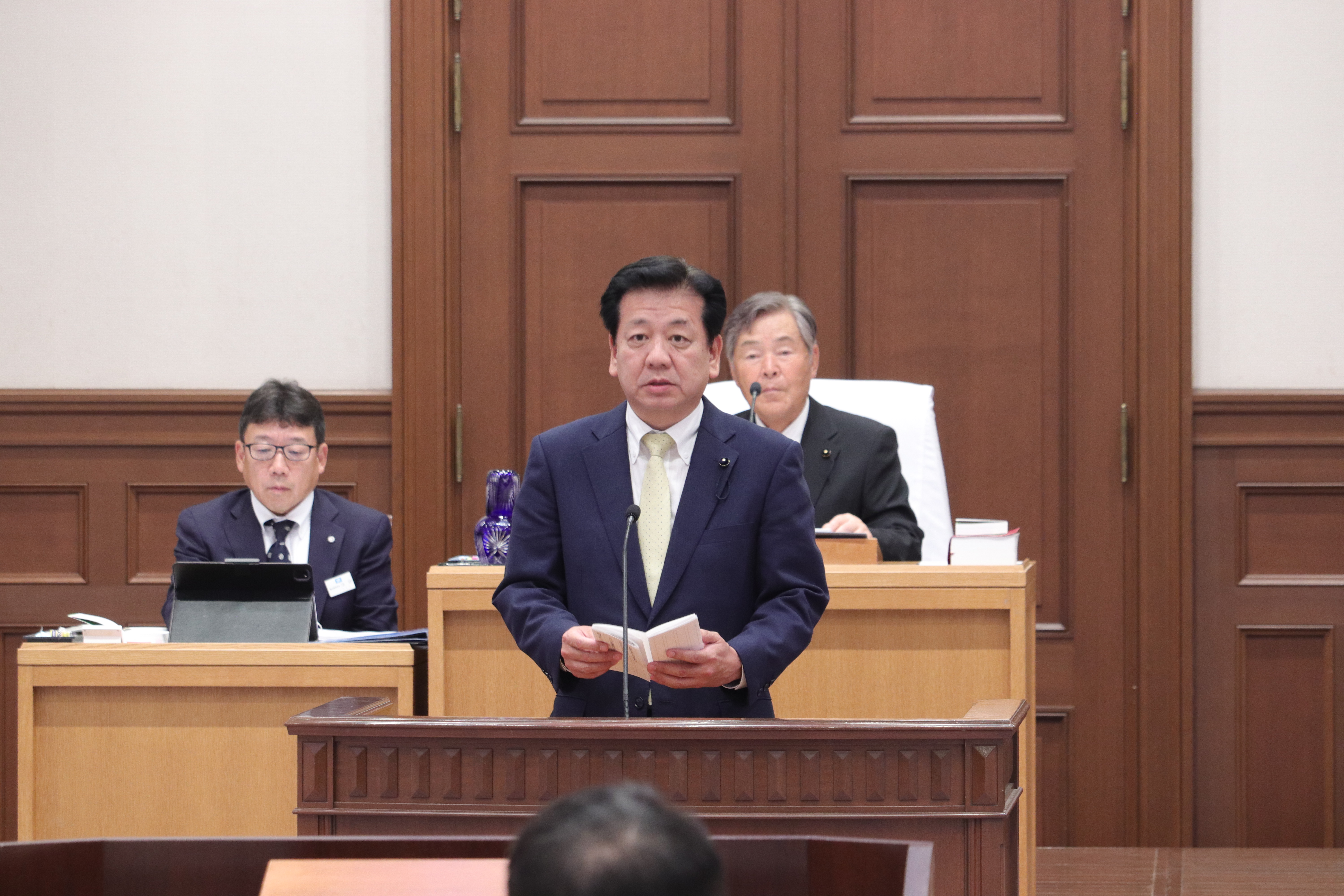 正副議長就任挨拶2