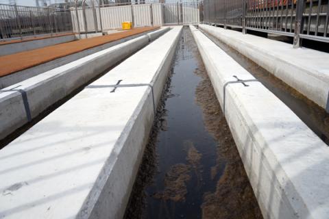 水質浄化施設回収水路