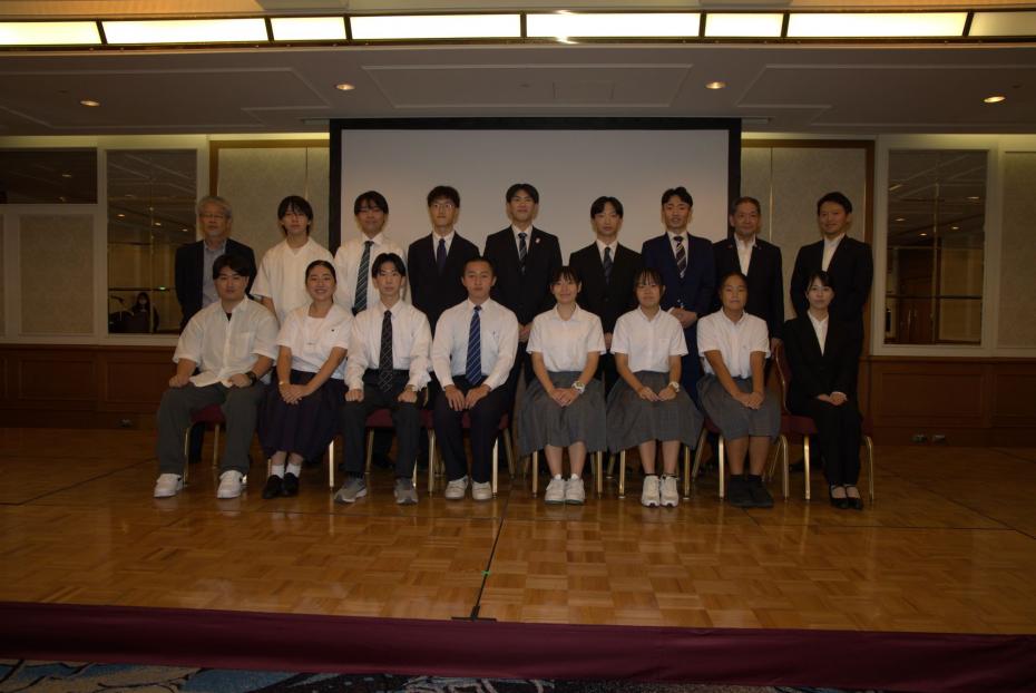 学生報告会