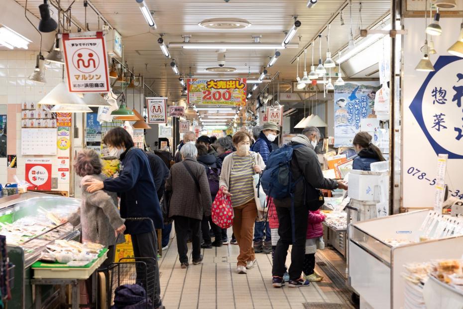 賑わうマルシン市場