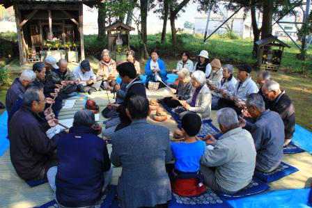 佳作1【和田町伝統行事大日堂の数珠繰り】