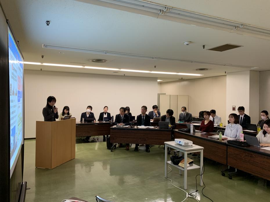 修了成果報告会_2