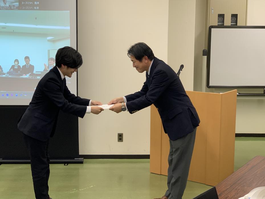 修了成果報告会_3