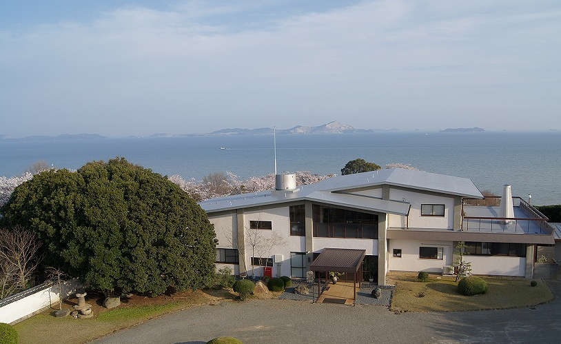 雲火焼展示館　桃井ミュージアム